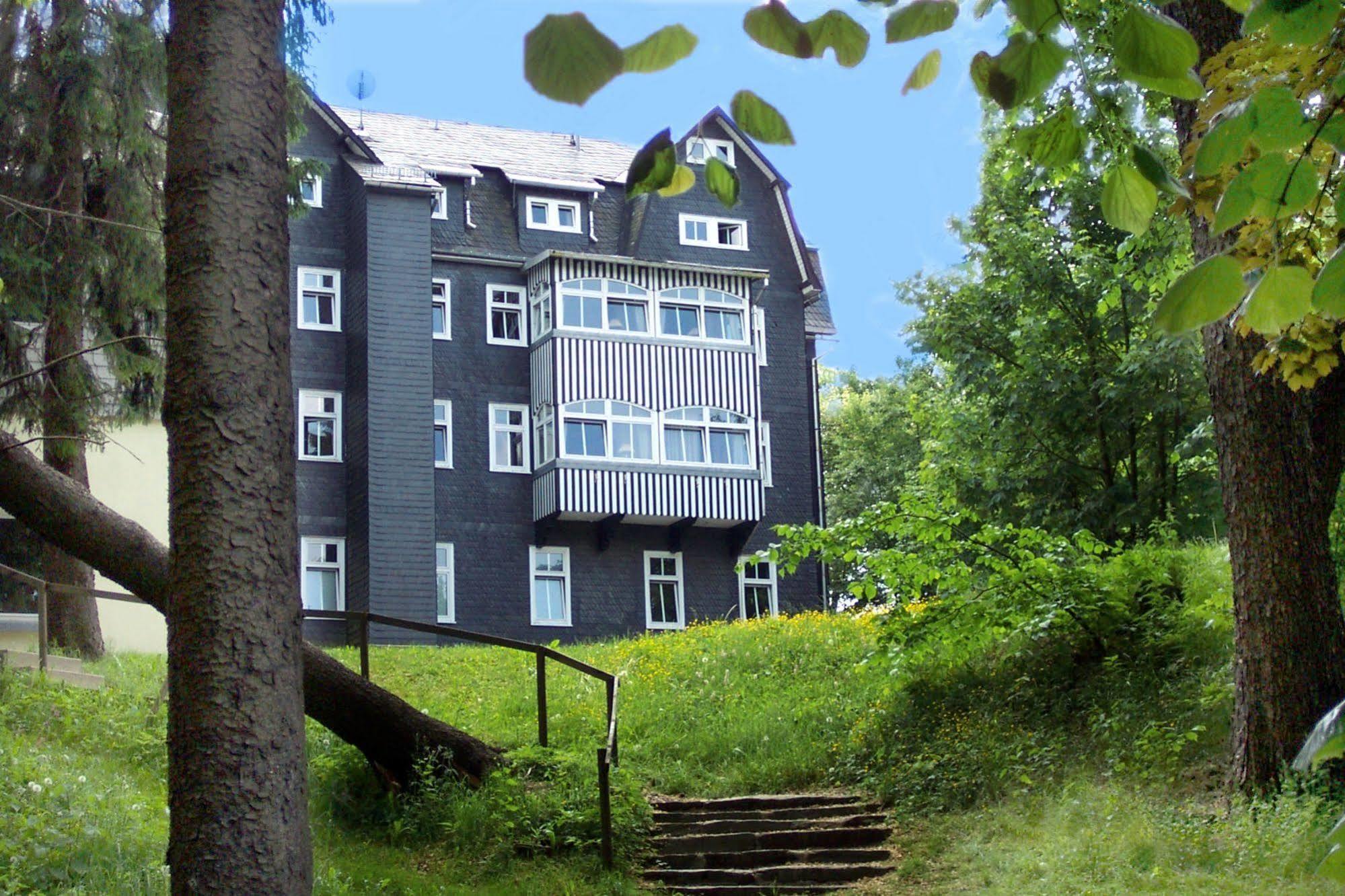 Hotel Schieferhof - Glaslust Нойхаус-ам-Реннвег Экстерьер фото